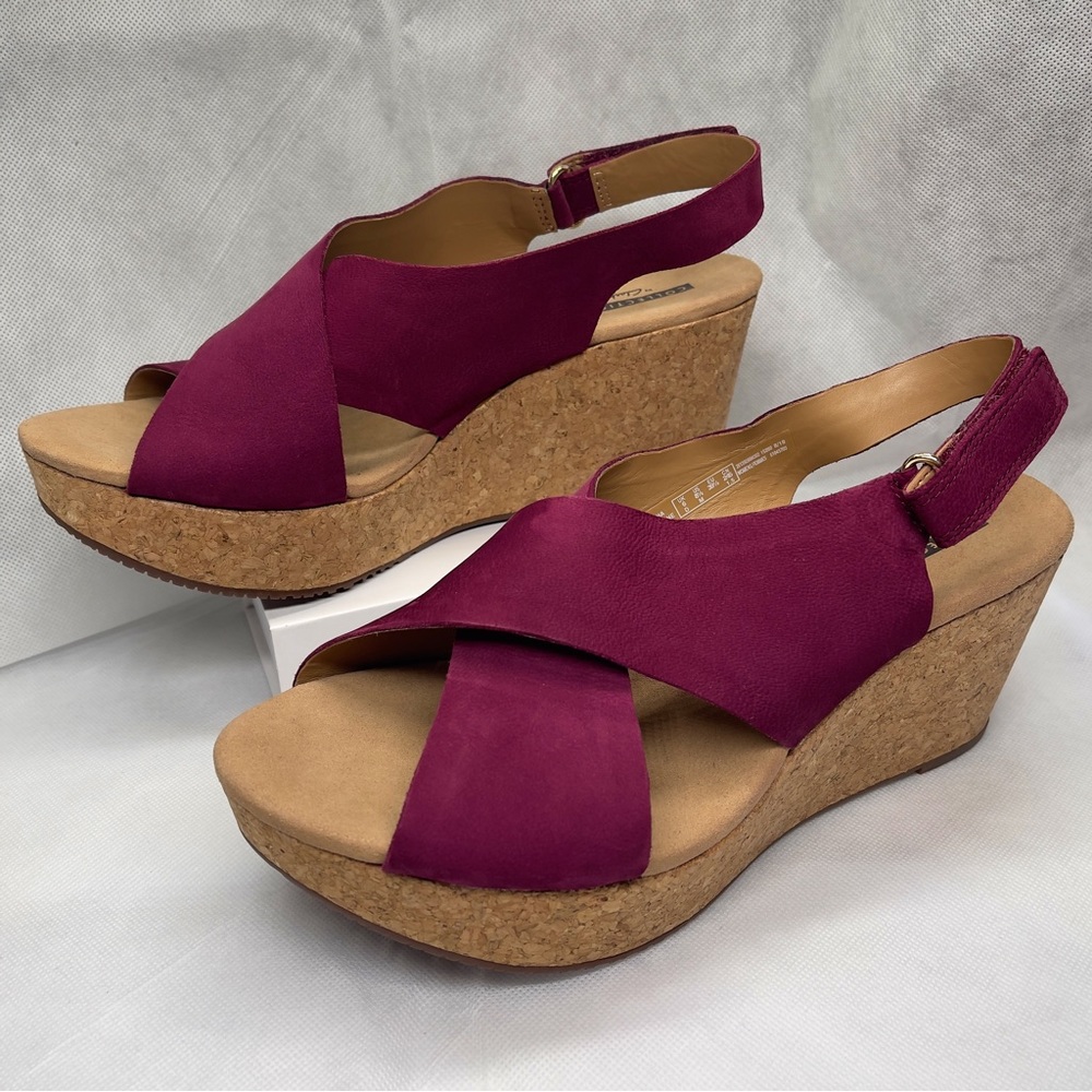 Clarks Annadel Eirwyn Wedge Sandal Burgundy Nubuck Size 8.5